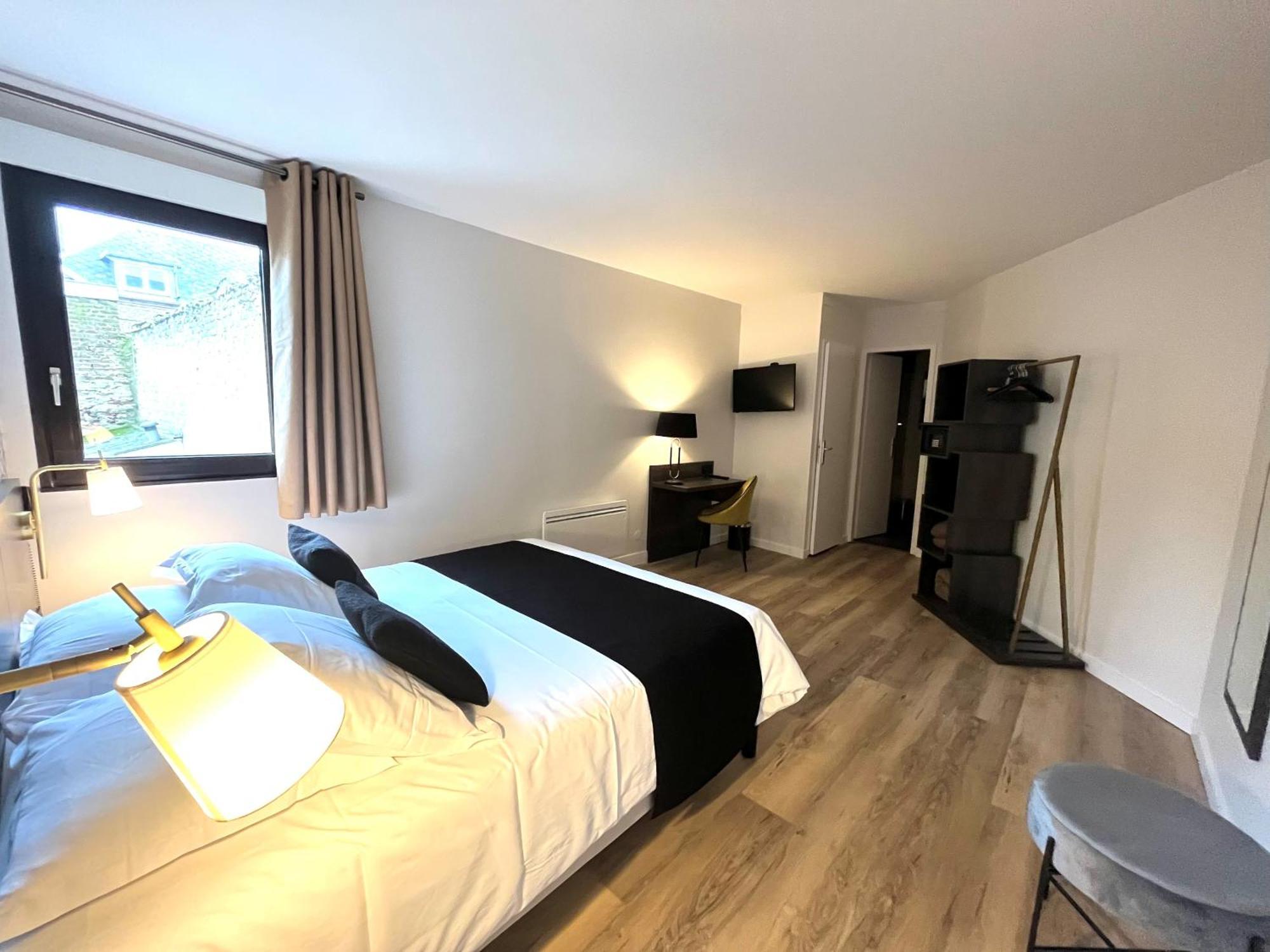 Logis - Hotel De La Baie De Somme Le Crotoy Eksteriør billede
